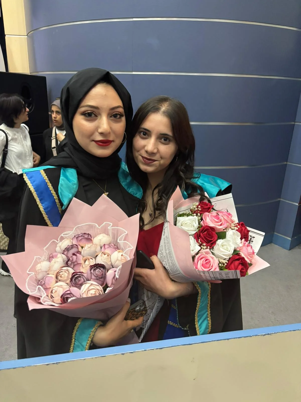 Bölümümüzde Mezuniyet Coşkusu Yaşandı